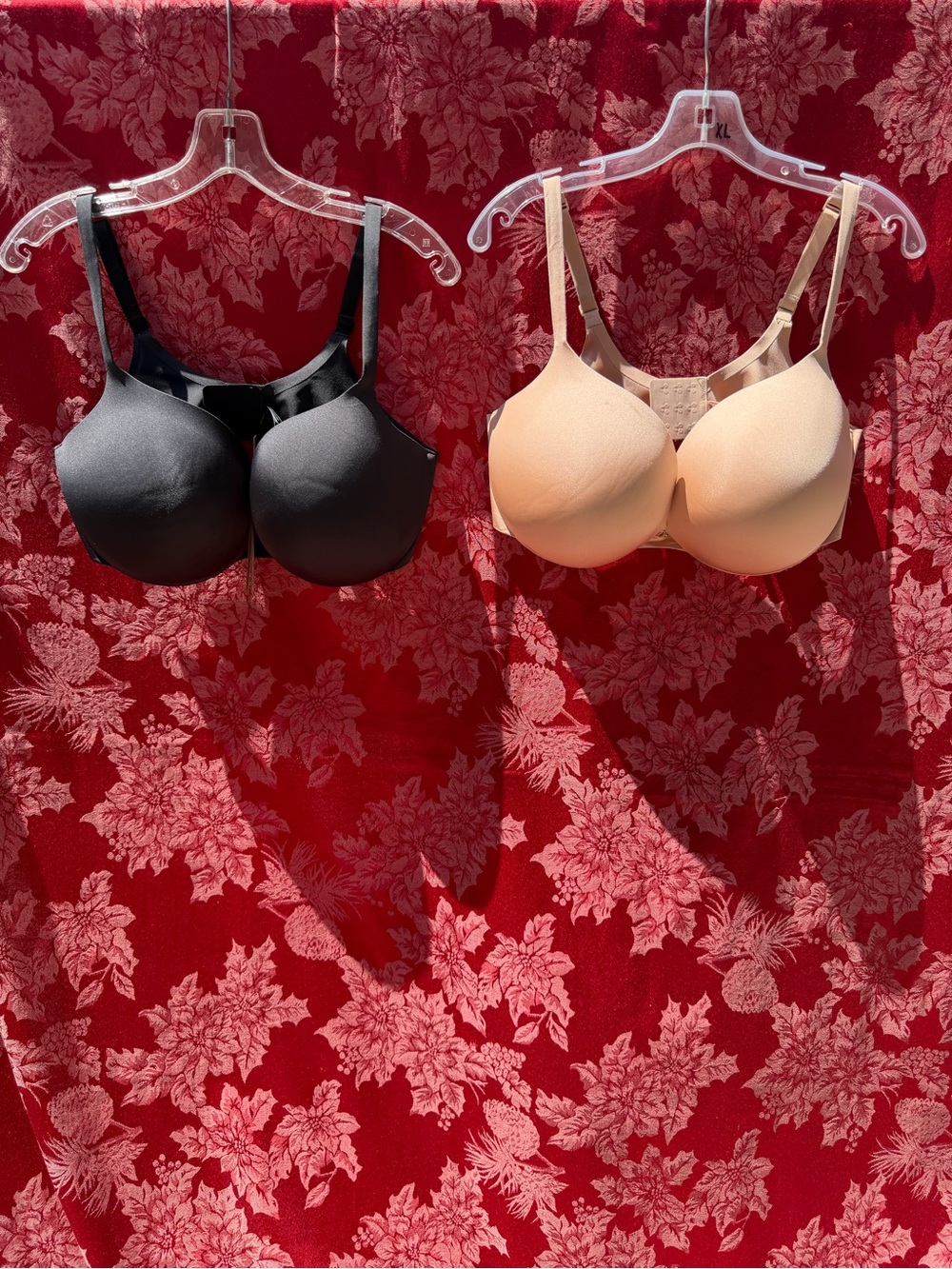 Skims Push Up Plunge Bra